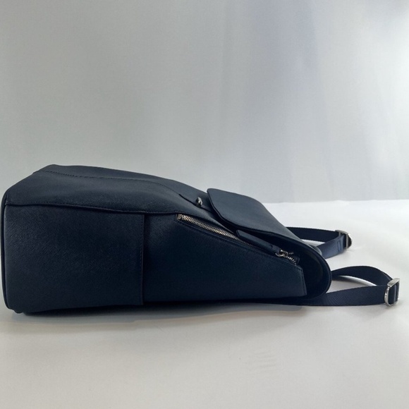 Samsonite Women’s Executive Leather Flap Backpack Navy Work Travel Airplane - Picture 5 of 13